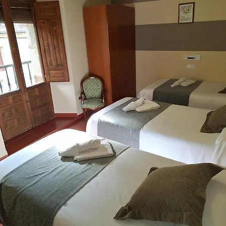 Πανσιόν Rio Duero 3*